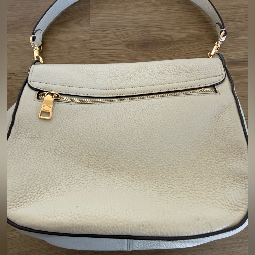 Coach Kleo Cream Pebbled Leather Shoulder Bag Gold Hardware Beige Suede Interior - Picture 7 of 10